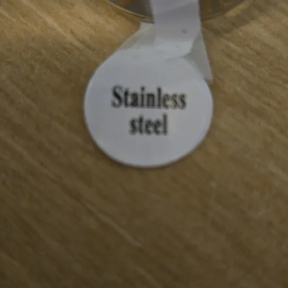 Stainless Steel Gold Jesus Ring - Picture 3 of 3